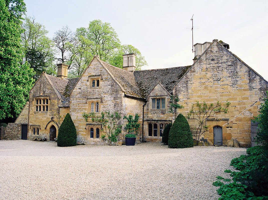 Cotswold Manor - Overview | The Wow House Company