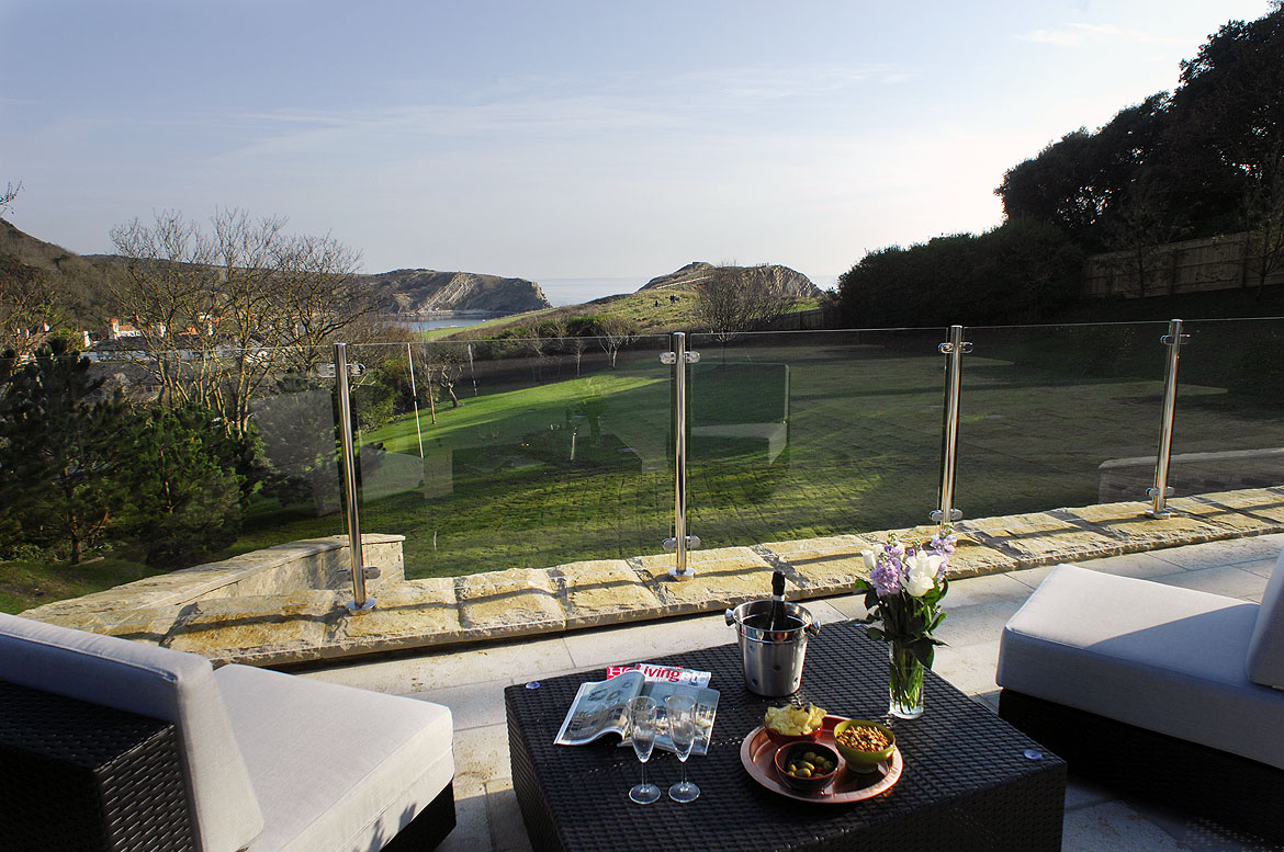 Lulworth Cove House - Prices & Calendar | The Wow House Company